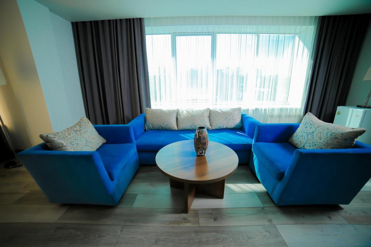 Astra Hotel Αλμάτι Εξωτερικό φωτογραφία