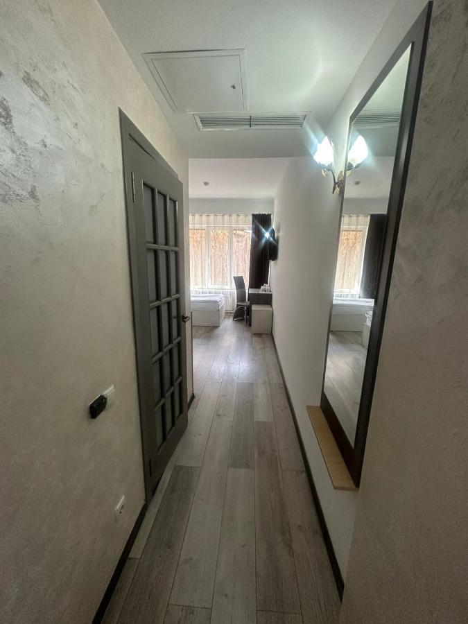 Astra Hotel Αλμάτι Εξωτερικό φωτογραφία
